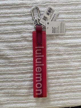 lululemon athletica Sakura Pink/Washed Mauve/White Never Lost  Keychain